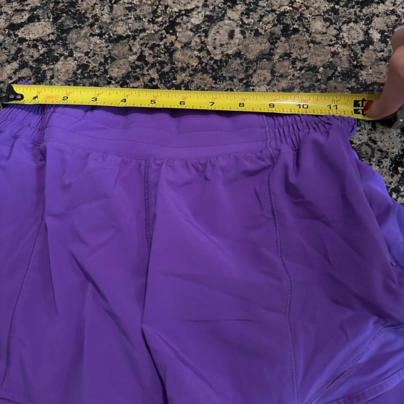 Lululemon purple size 4 hotty hot shirts and swiftly set - Picture 6 of 6